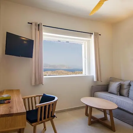 Alma Suites *